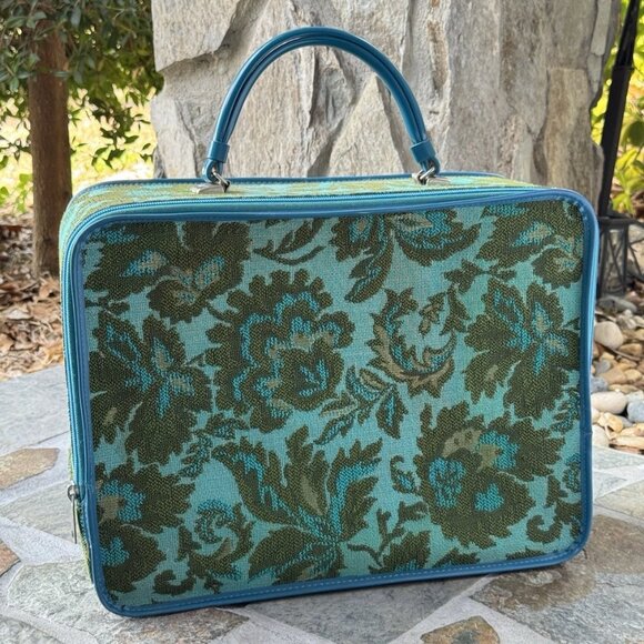 VINTAGE AVON Retro Sales Rep Blue Floral Green Tapestry Mini Suitcase 70s - Picture 1 of 10